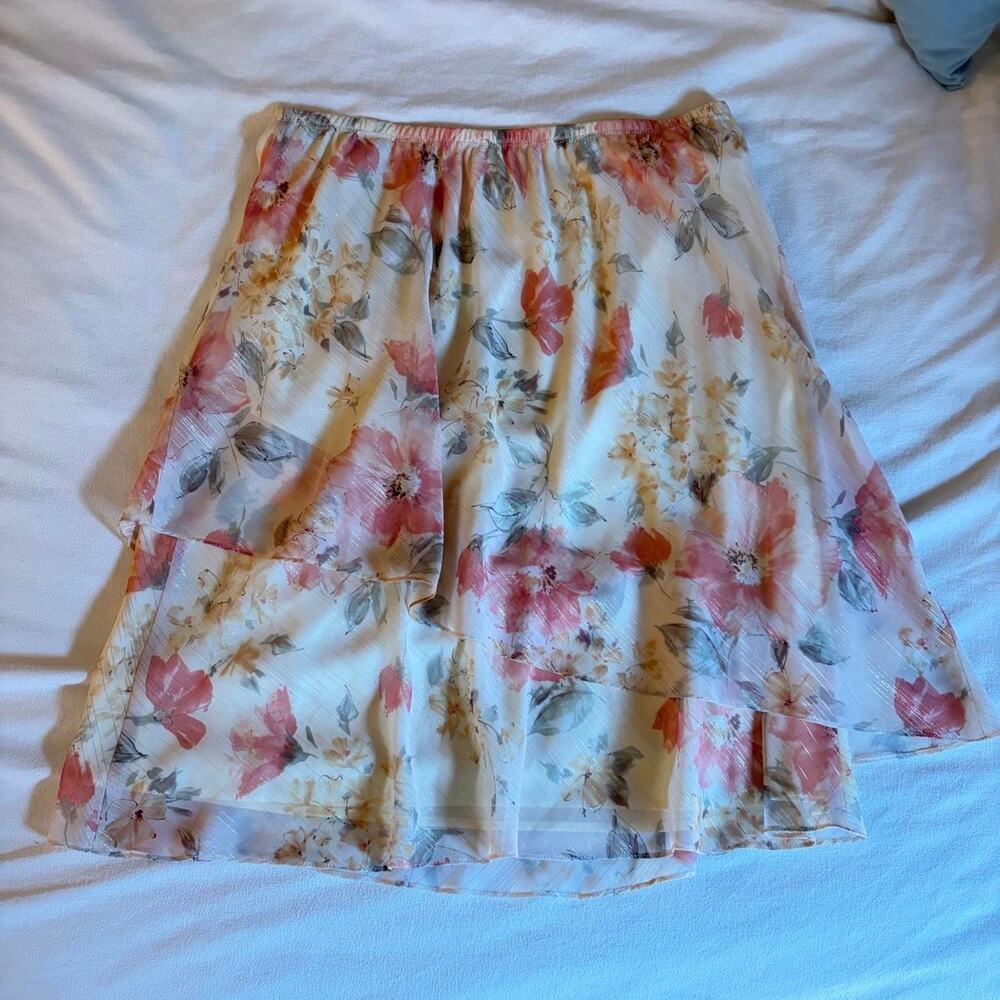 VTG 90s Kathy Roberts Floral Metallic Skirt 18